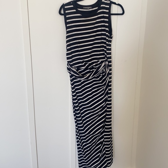 Michael stars navy and white stripe midi dress small - Picture 6 of 6